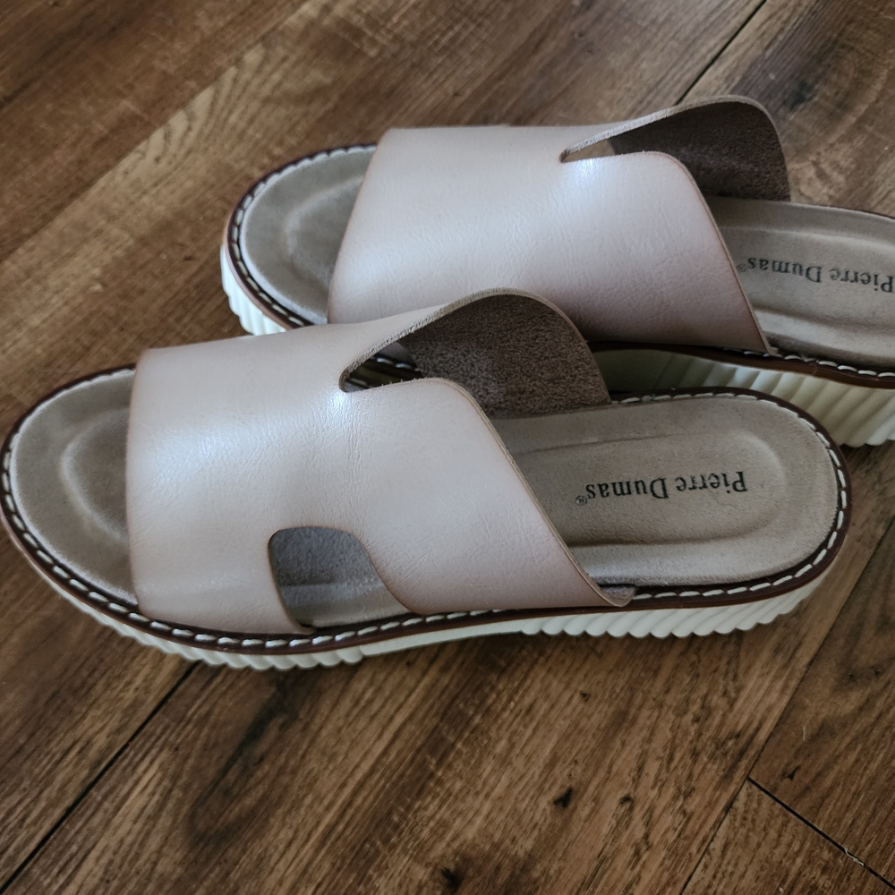 Pierre Dumas Tan Slide Sandals